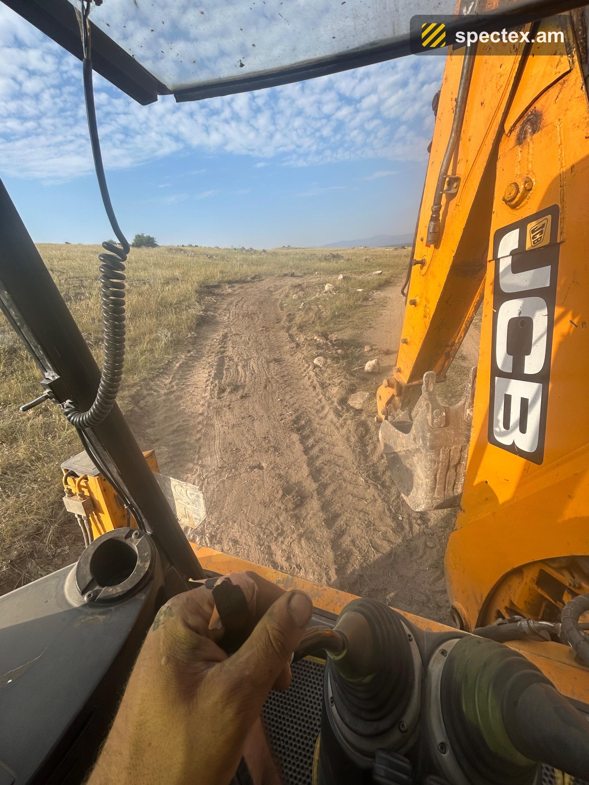 JCB 3cx (2015)