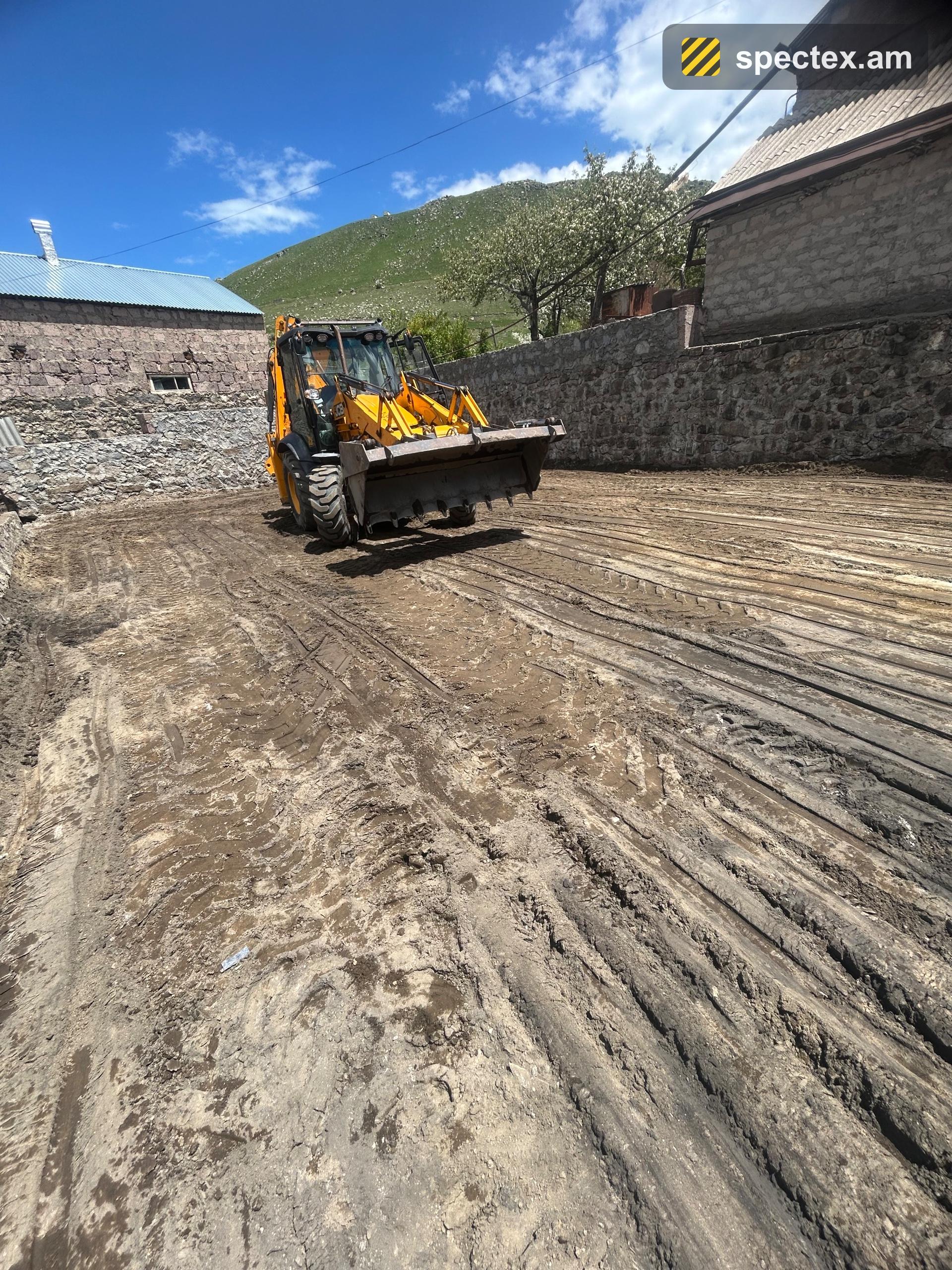 JCB 3cx (2015)