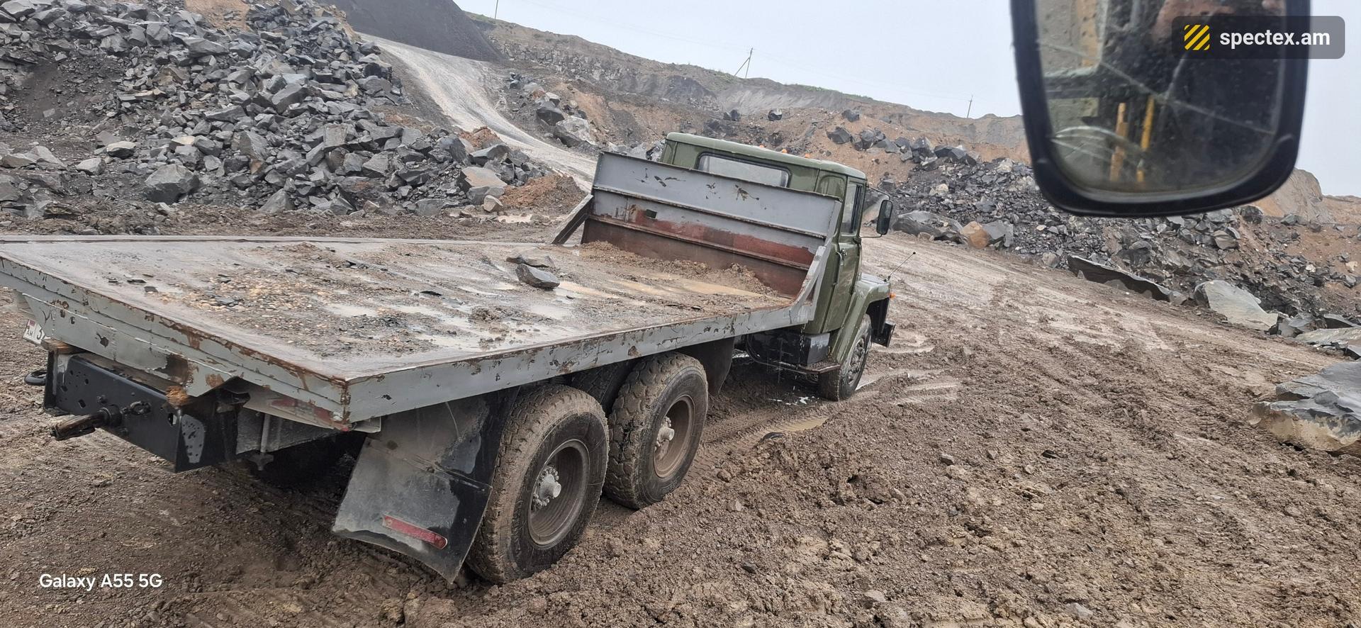 Kraz PLASHATKA (2000)