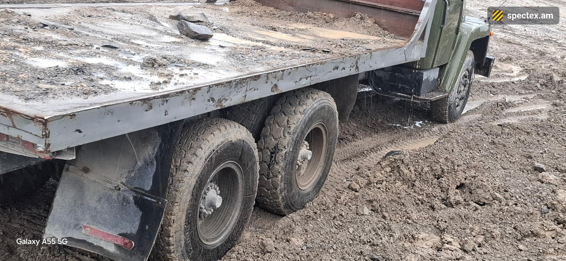 Kraz PLASHATKA (2000)