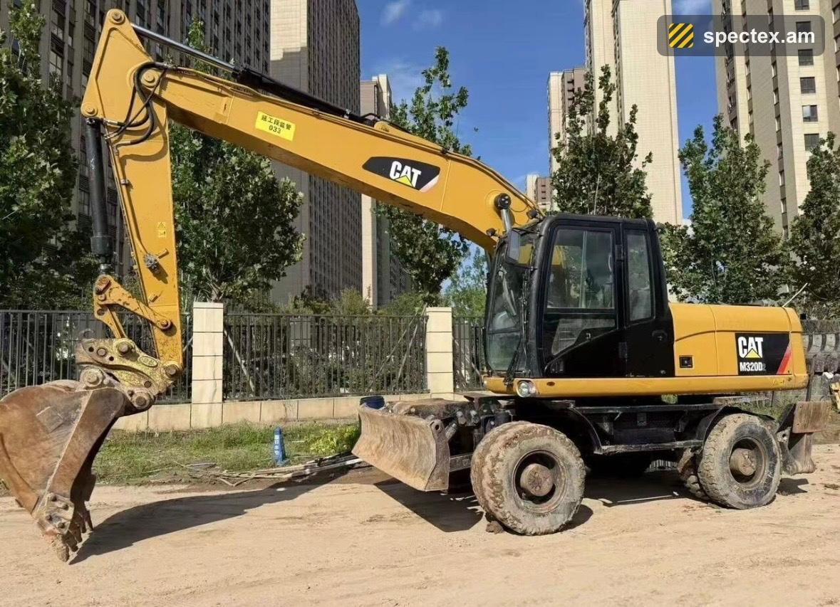 Caterpillar M320 (2024)