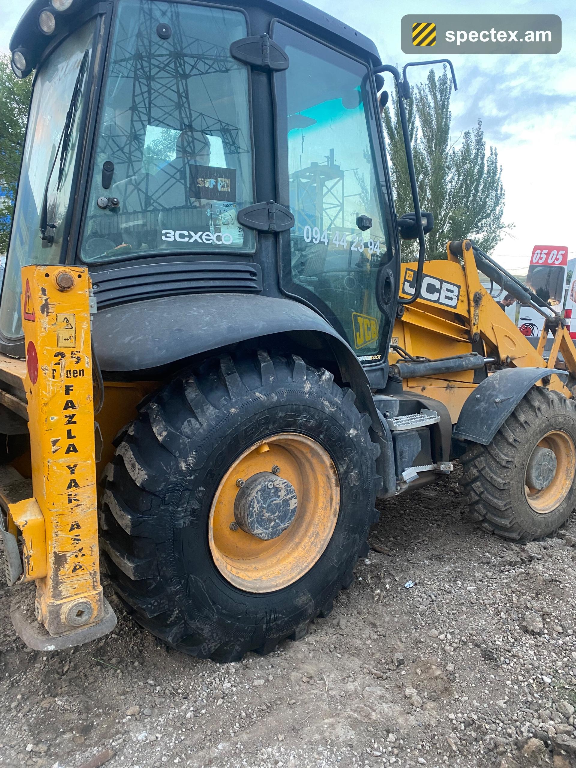 JCB 3cx (2020)