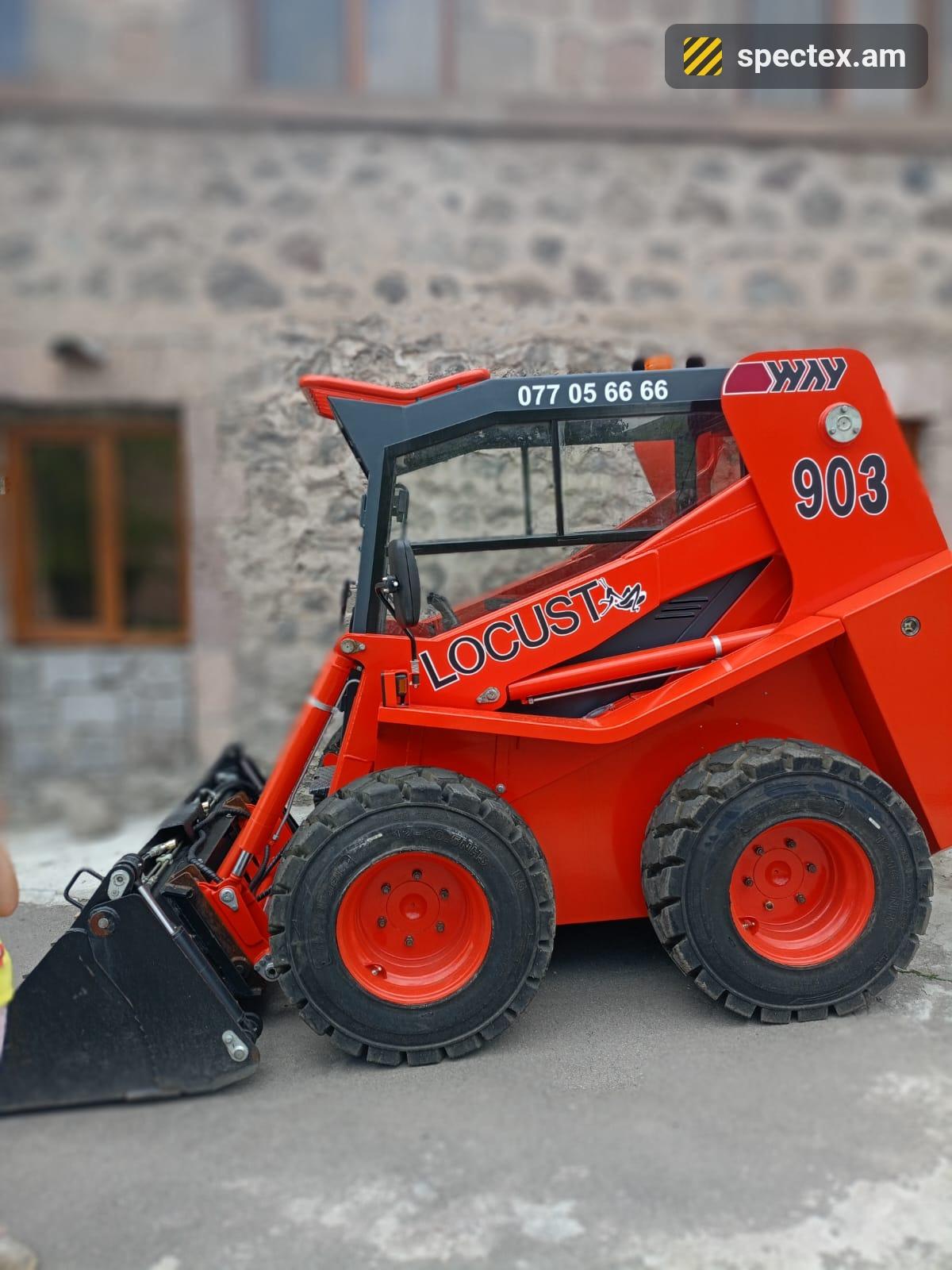 Locust L903