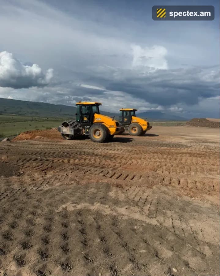 JCB (2025)
