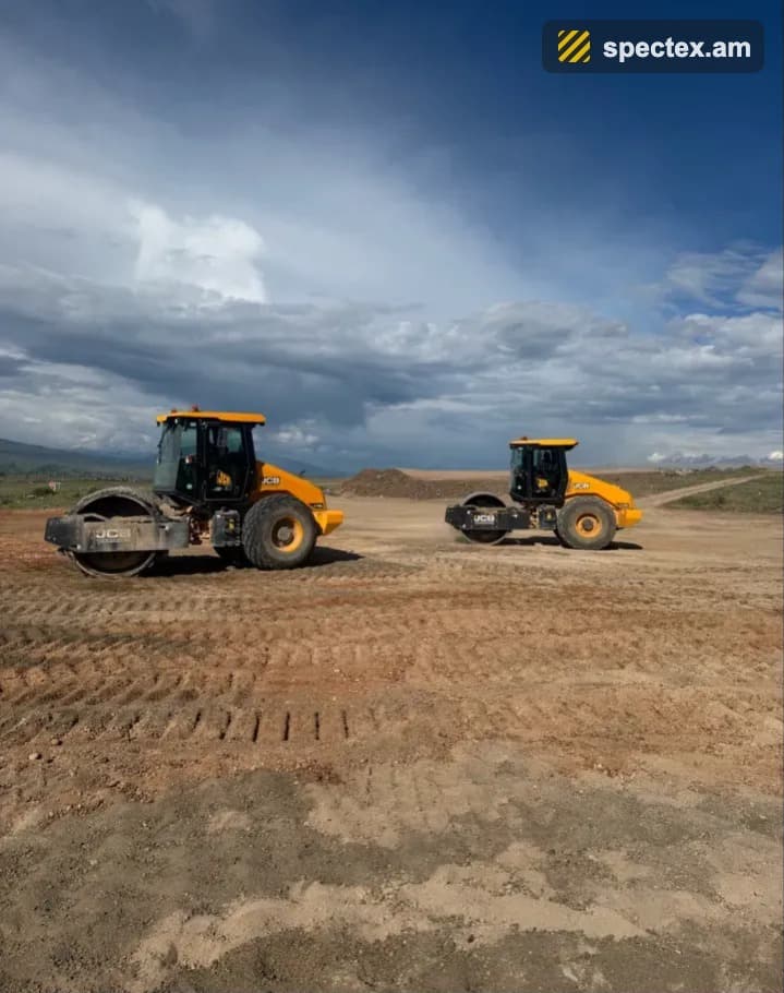 JCB (2025)