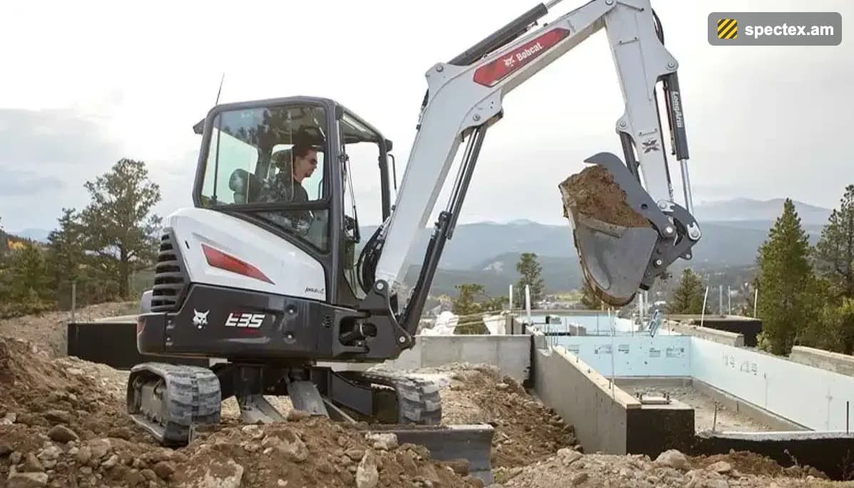 Bobcat E32i