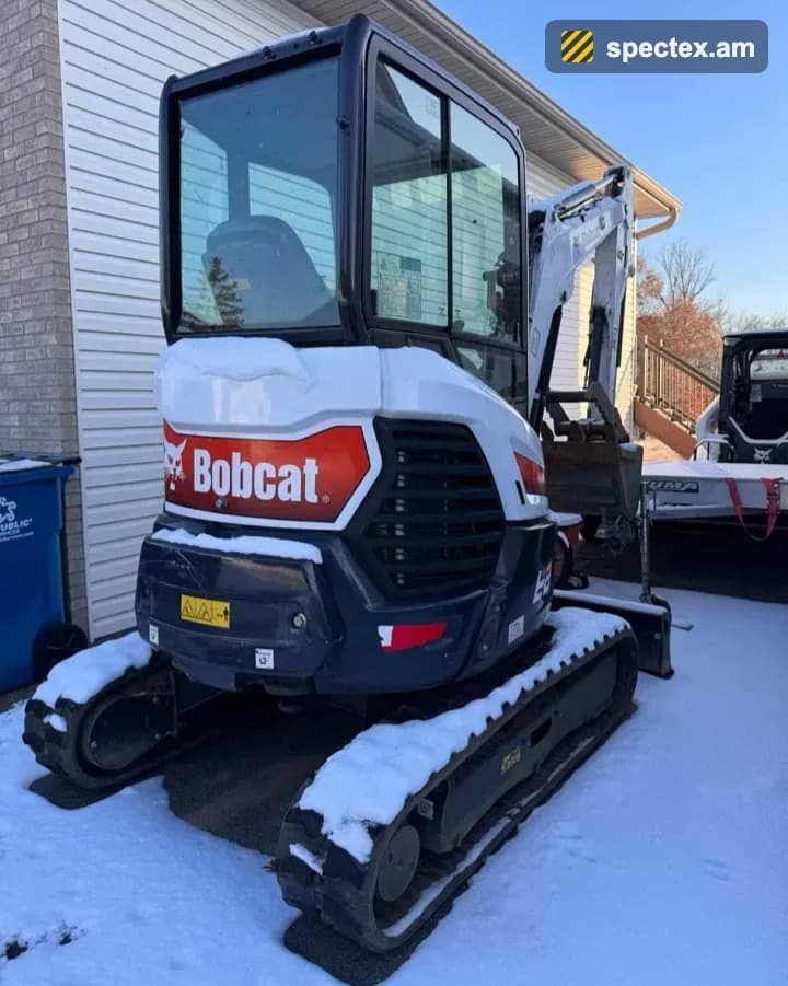 Bobcat E32i