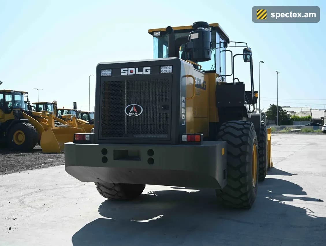 SDLG LG953 (2025)