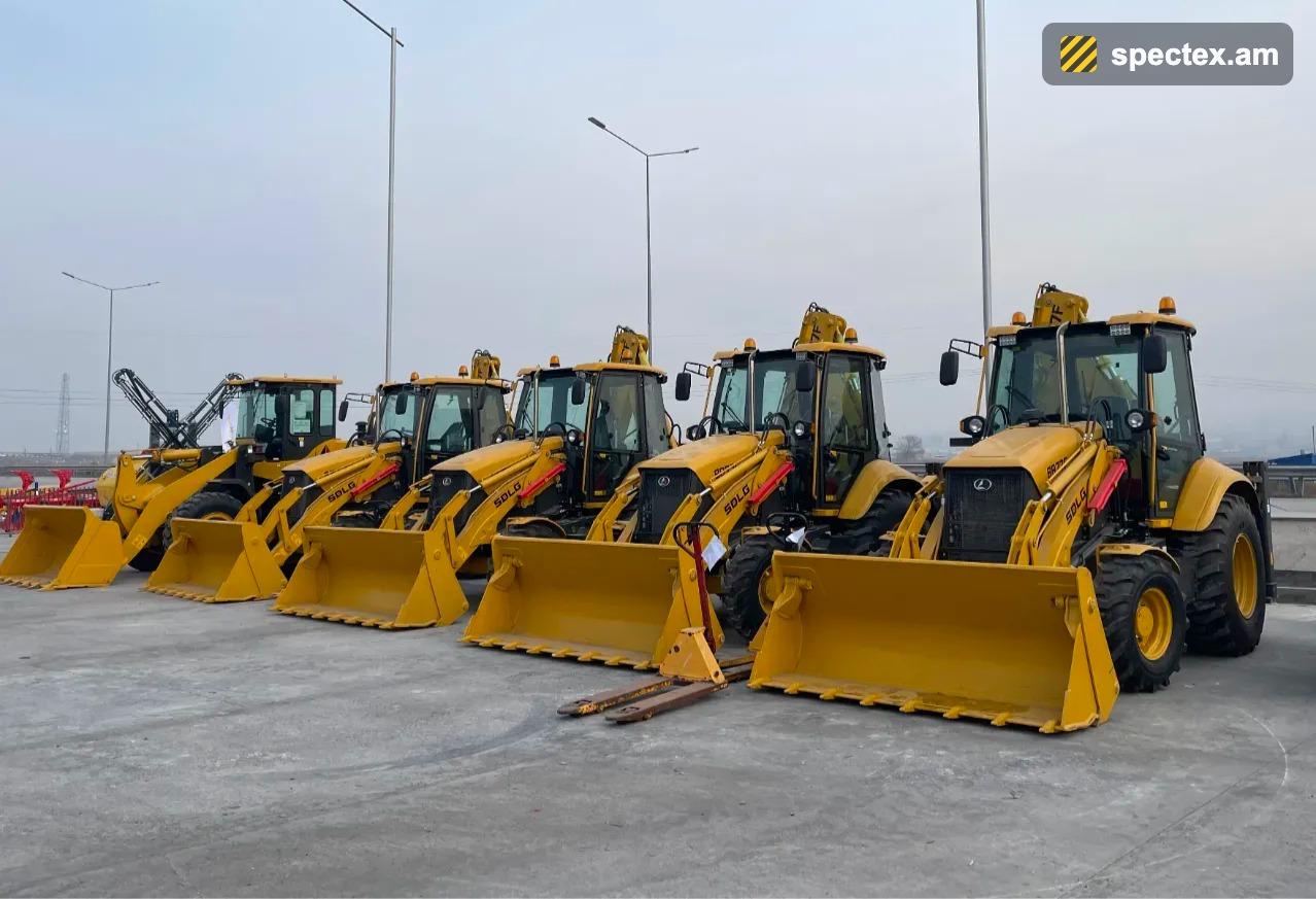 SDLG B877F (2025)
