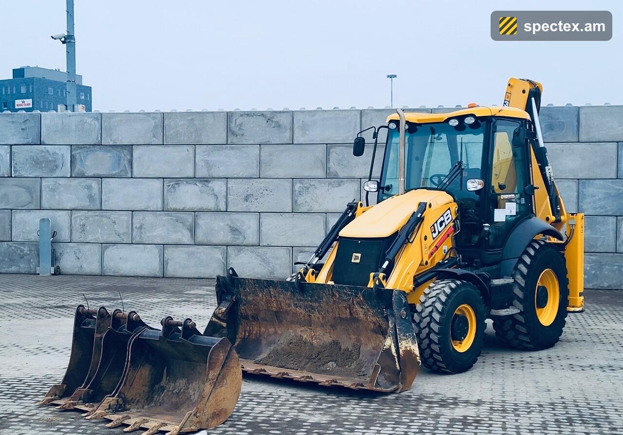 JCB (2025)