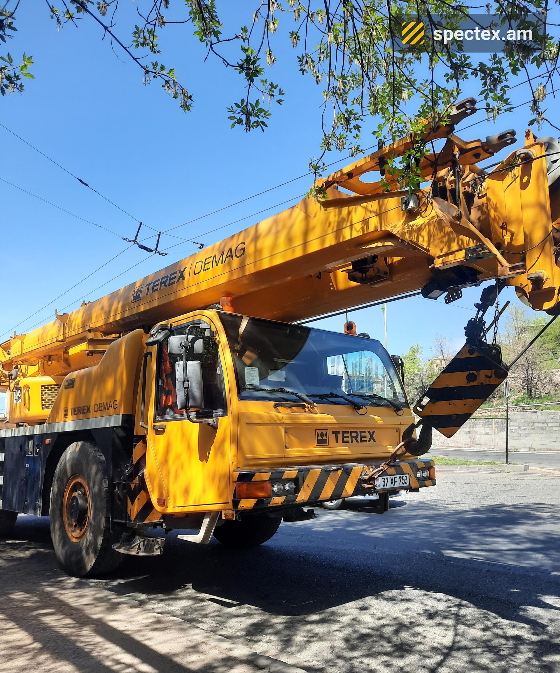 Terex-Demag Ac35 (2003)